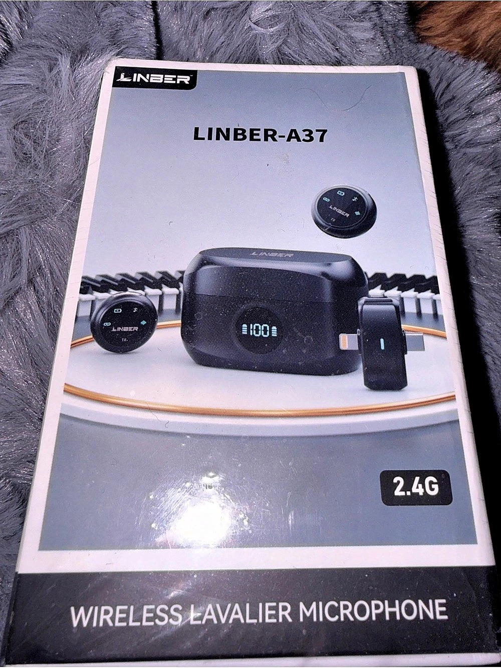 LINBER A37 Black NWT. Wireless Microphone